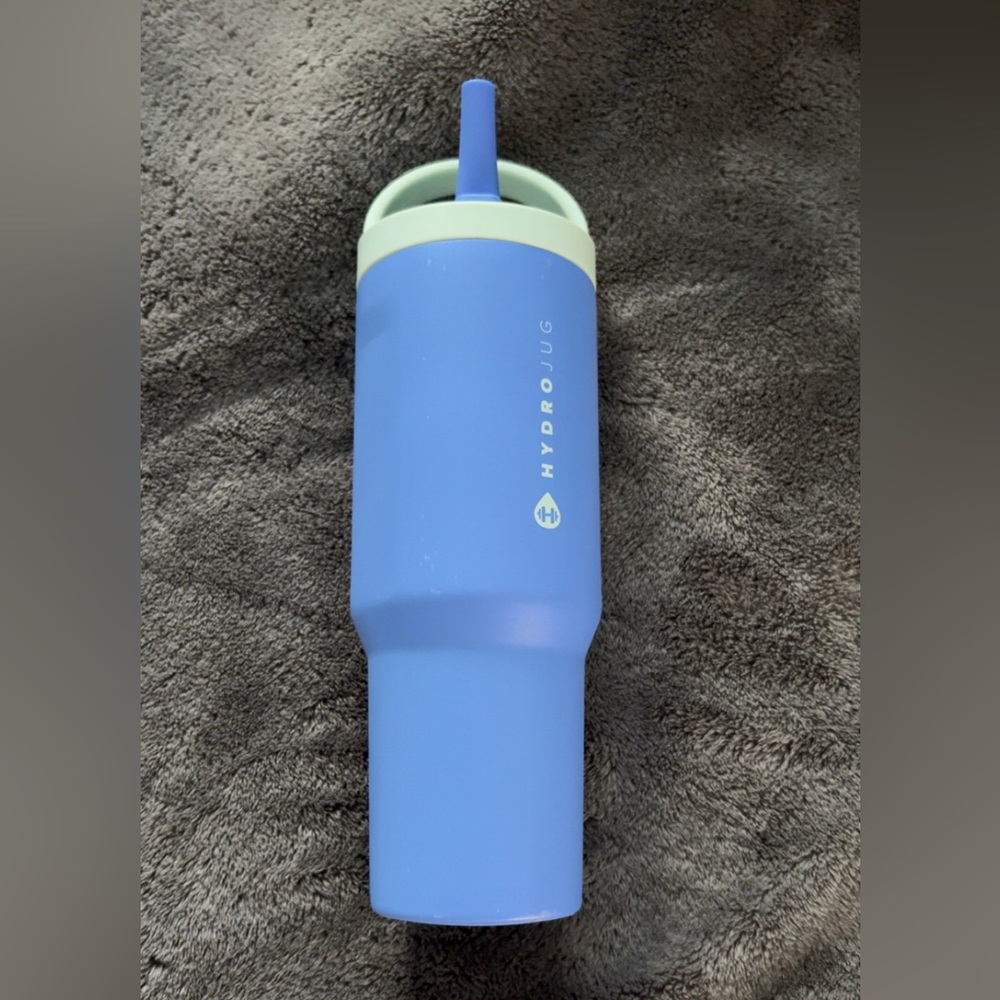 hydro jug purple Tumblr small scuffs NO STRAW